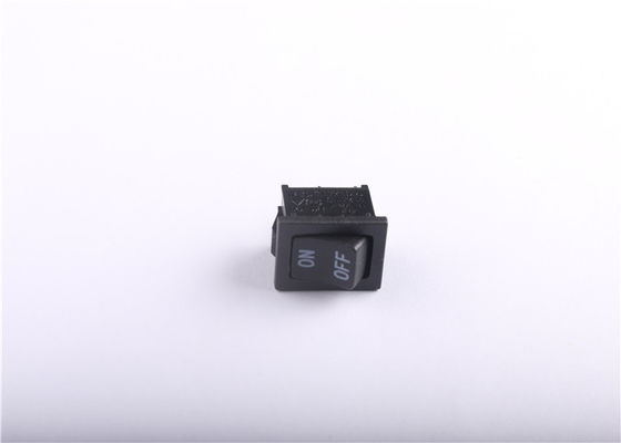 Czarny mały przełącznik kołyskowy AC 6A 250V 10A 125V z 2 lutowanymi końcówkami włącznika / wyłącznika